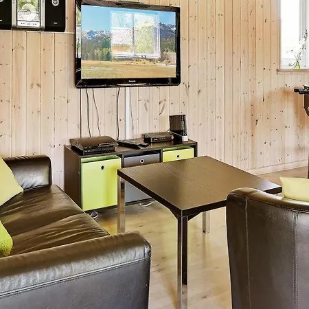 Sildestrup Sleeps 18 Pool Wifi Ferienhaus Bøtø By