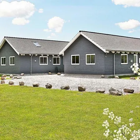 Ferienhaus Sildestrup Sleeps 18 Pool Wifi Bøtø By